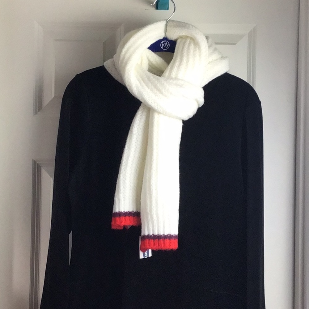 NEW🎄 Old Navy Scarf
